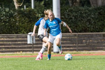 Bild 172 - wBJ VfL Pinneberg - Germania Schnelsen : Ergebnis: 15:1